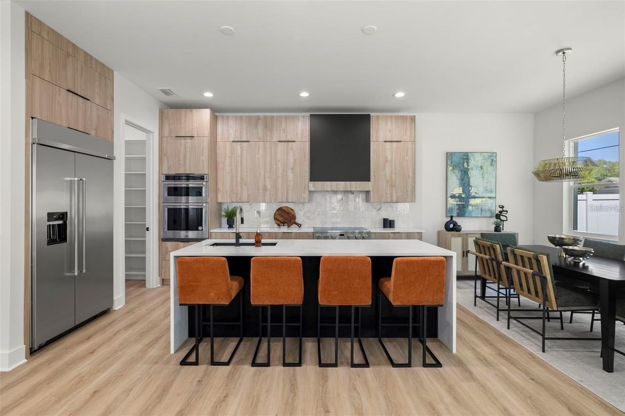 1017 Coral Street - Photo 5 of 20