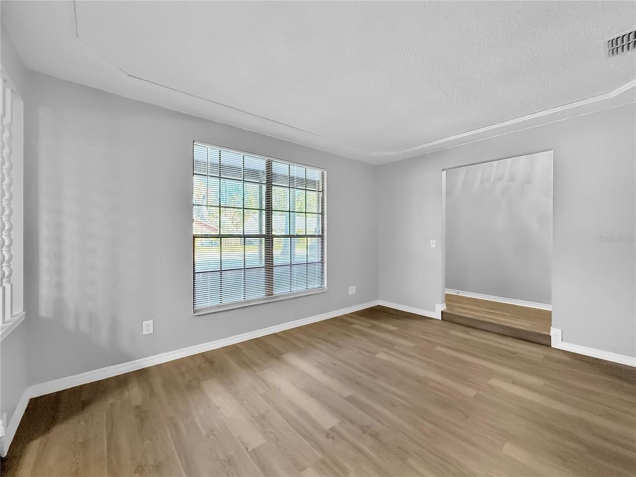 1116 Turtle Creek Drive North - Photo 4 of 18