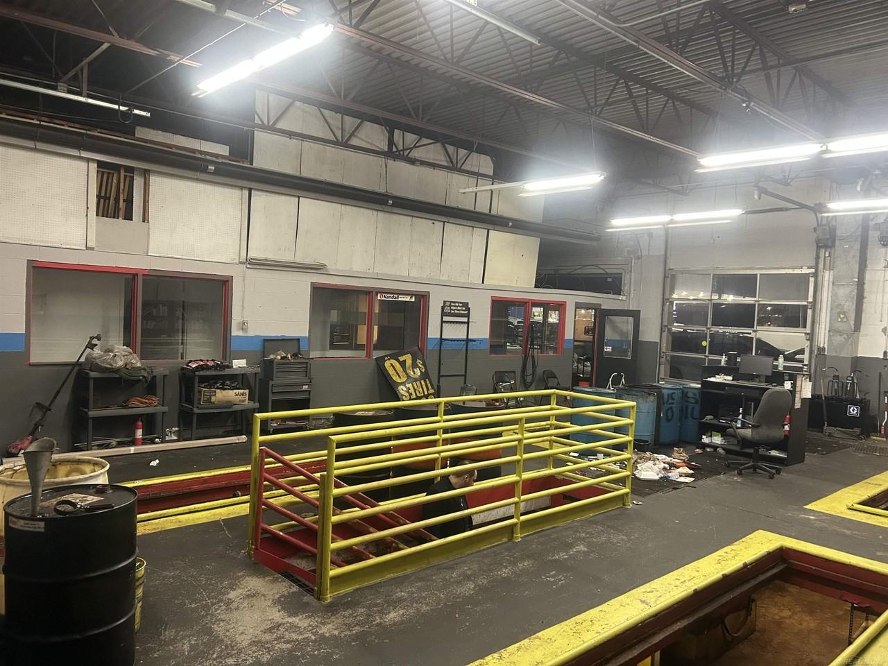 161 North Groesbeck Highway - Photo 5 of 11