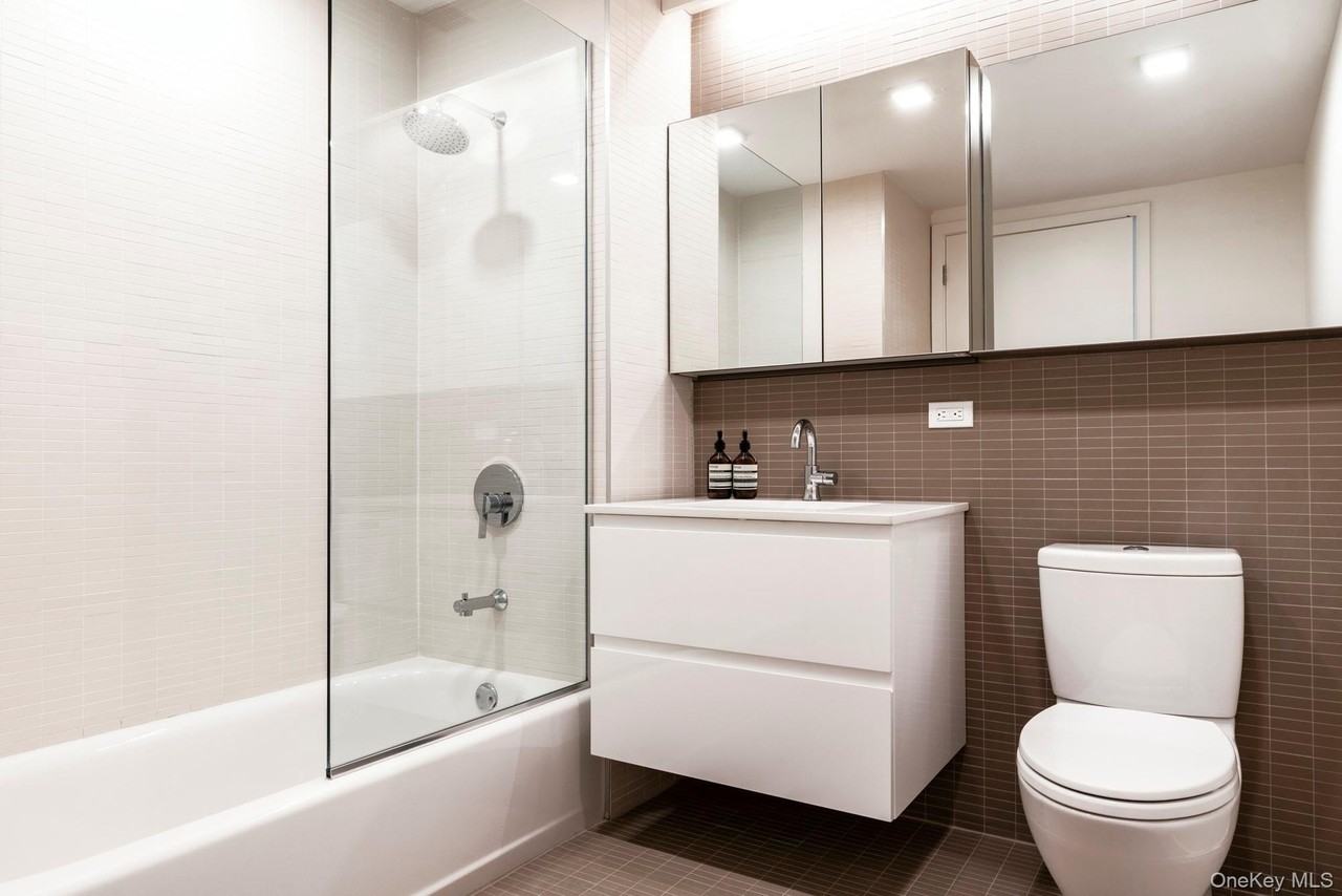 37 West 27th Street #6B - Photo 3 of 5