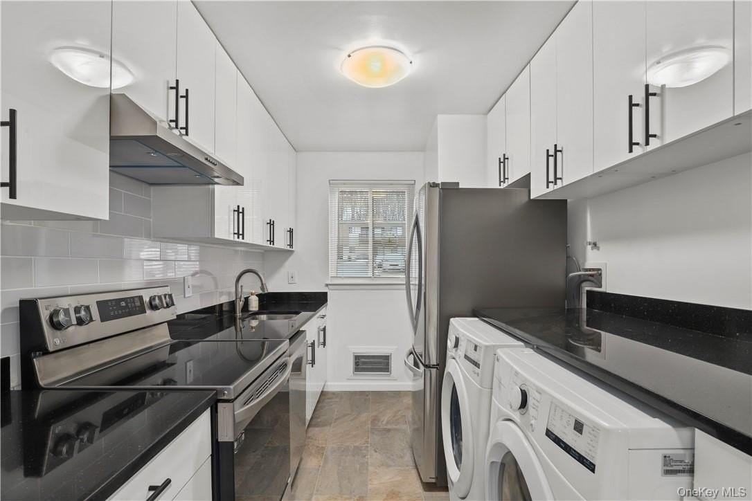 305 Vista on the Lake - Photo 3 of 28