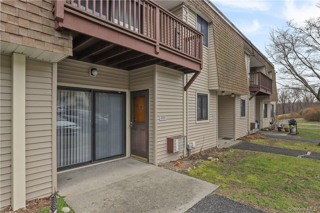 305 Vista on the Lake - Photo 5 of 28