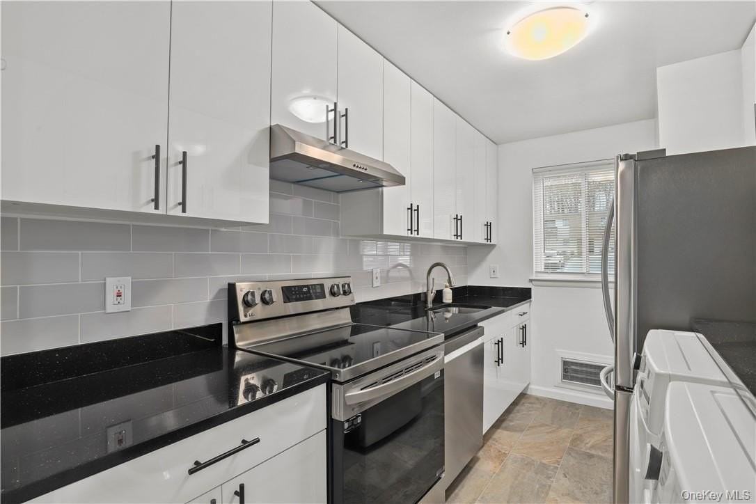 305 Vista On The Lk - Photo 6 of 22