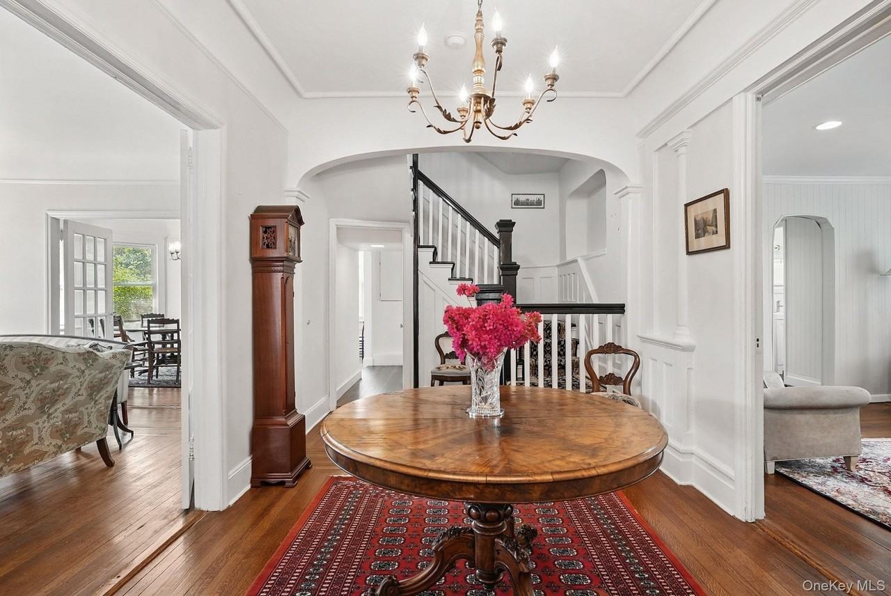 134 Old Mamaroneck Rd - Photo 2 of 23