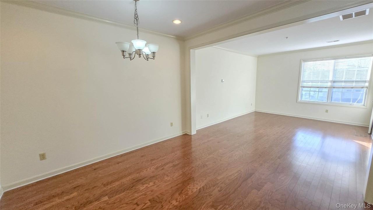 207 Canter Ct - Photo 4 of 25