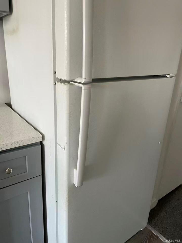 14943 35th Ave Apt 3i #3I - Photo 6 of 11