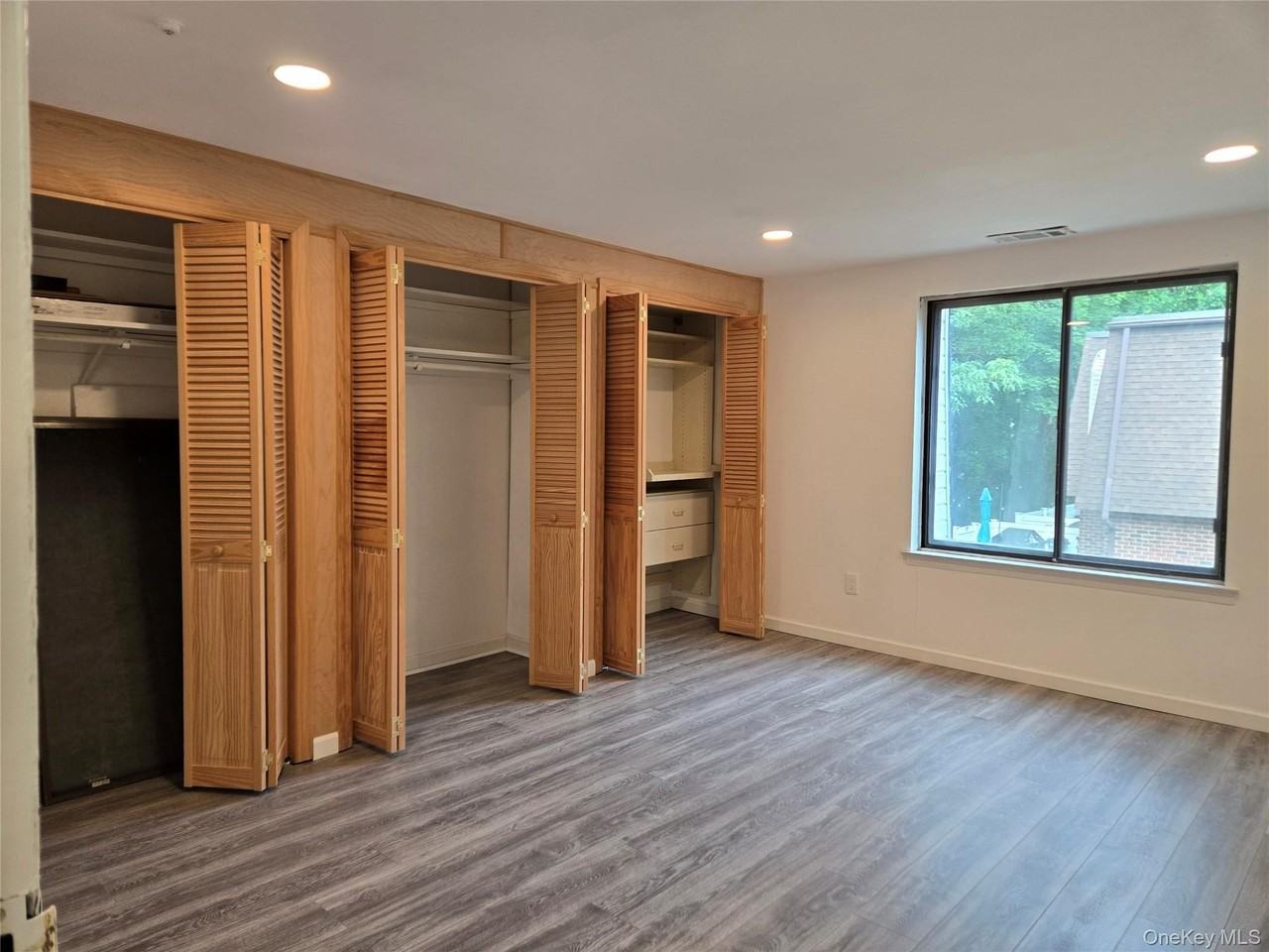 132 Golf Lane - Photo 5 of 13