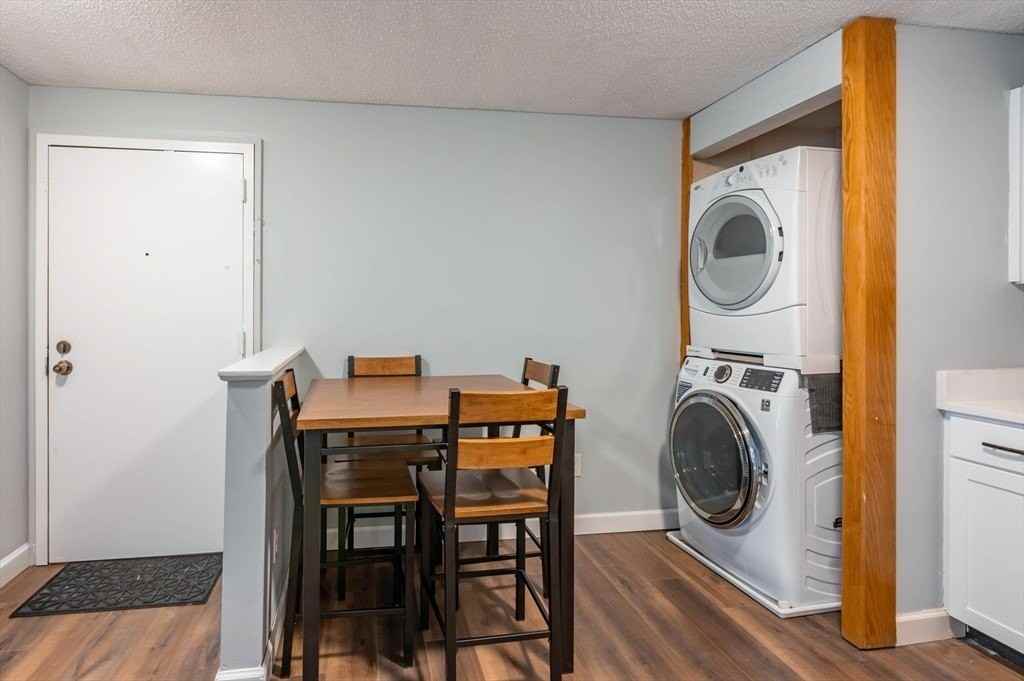 19 Kimberly Way #22 - Photo 7 of 21