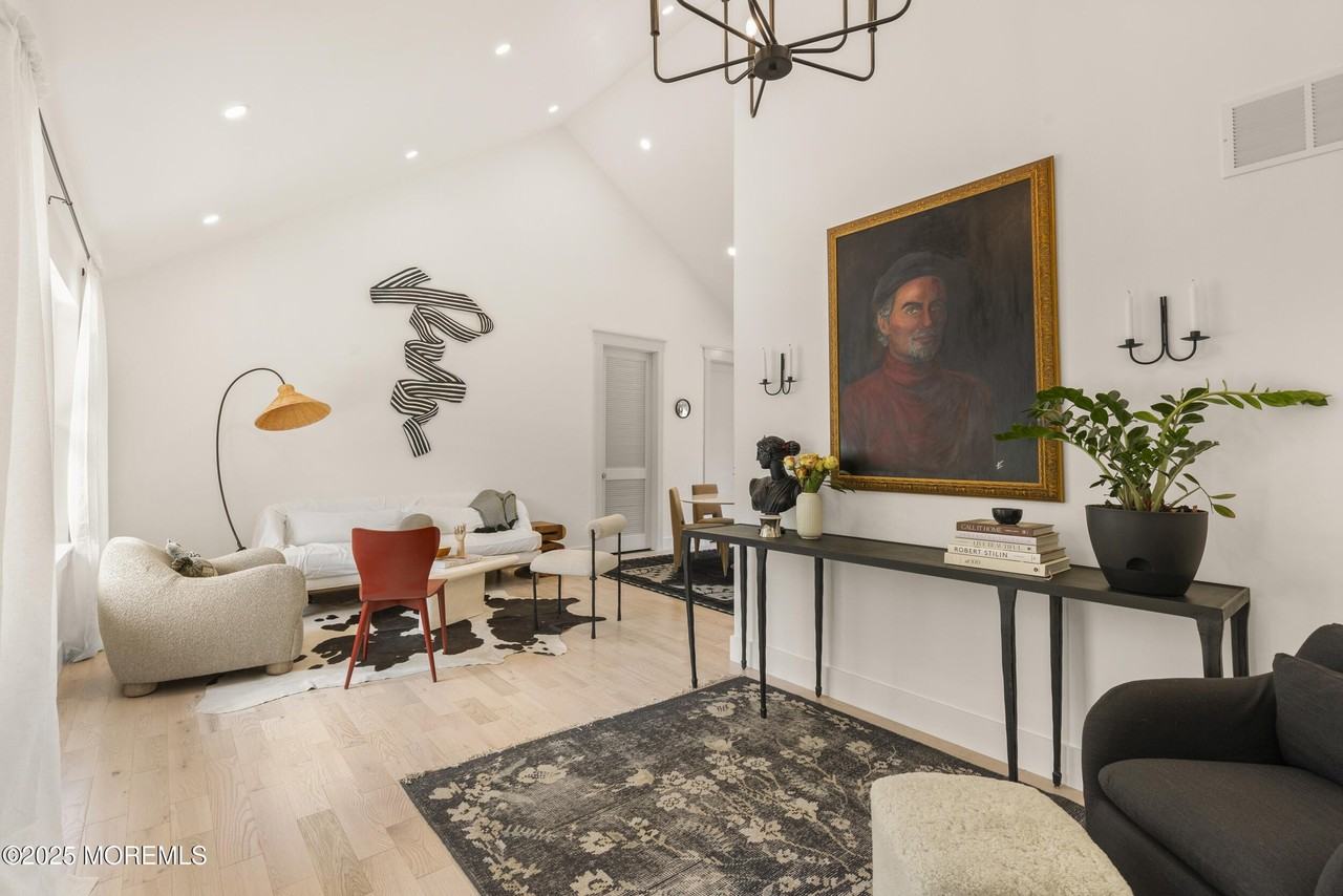 1406 Transit Avenue - Photo 2 of 50