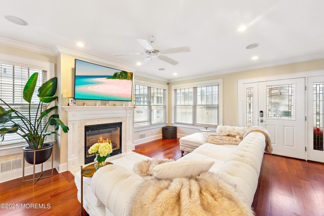 6 Via Ripa Way - Photo 2 of 25