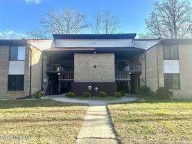 10 Pine Cluster Circle #E - Photo 1 of 1