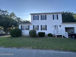 featured image of 522 Roosevelt Avenue