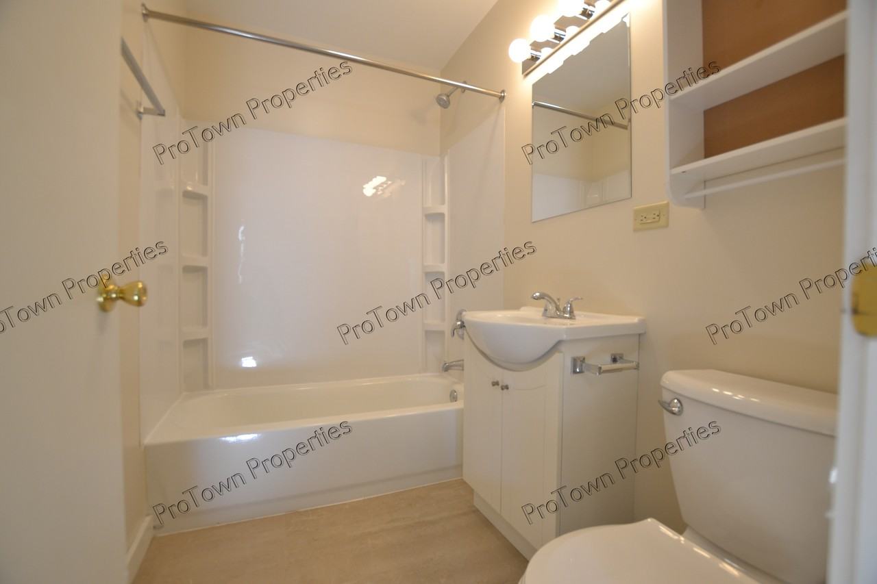 811 North Center Street #1 - Photo 6 of 8