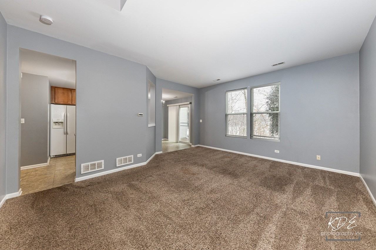 603 Conservatory Lane - Photo 2 of 23