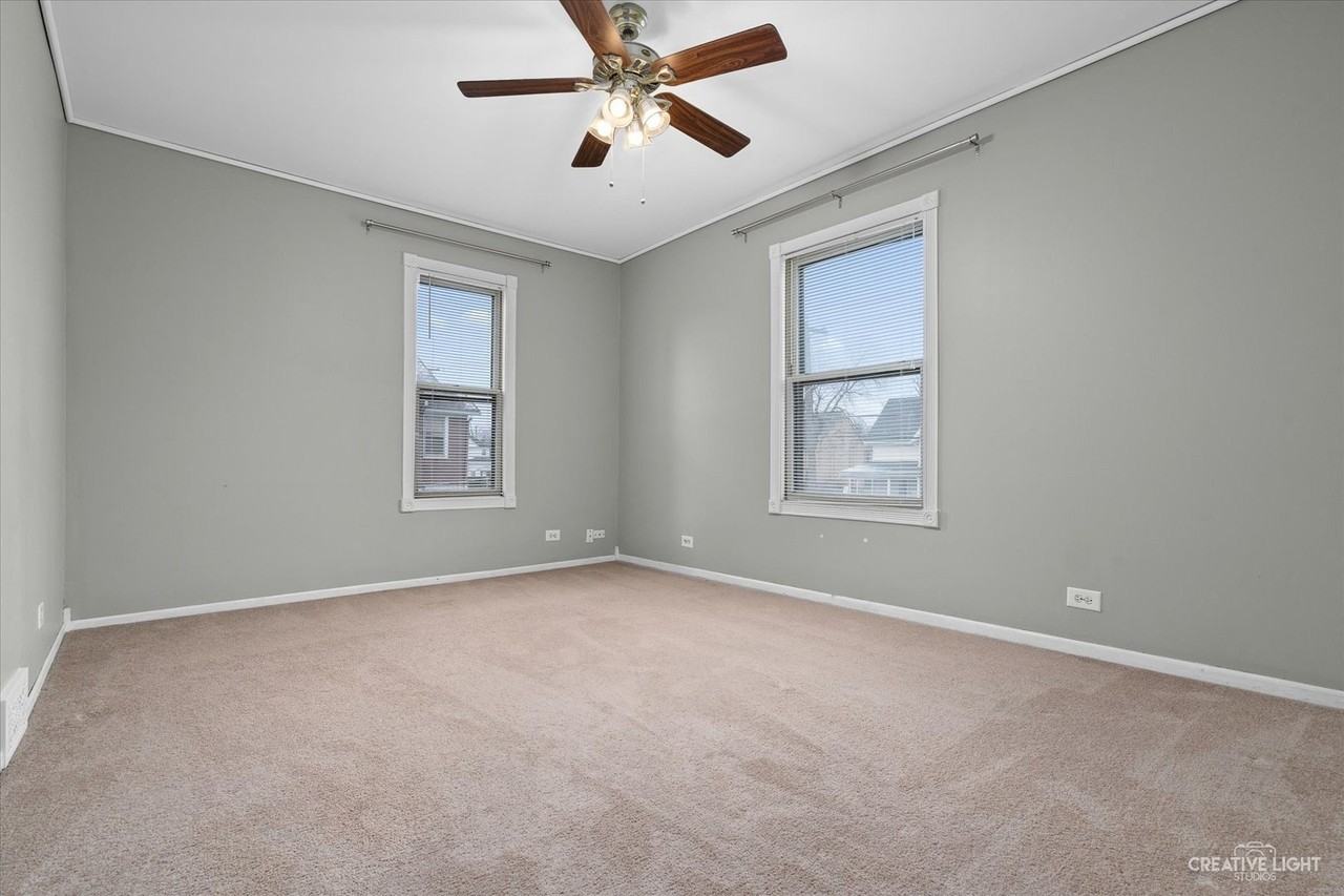 217 Washburn Street - Photo 6 of 17