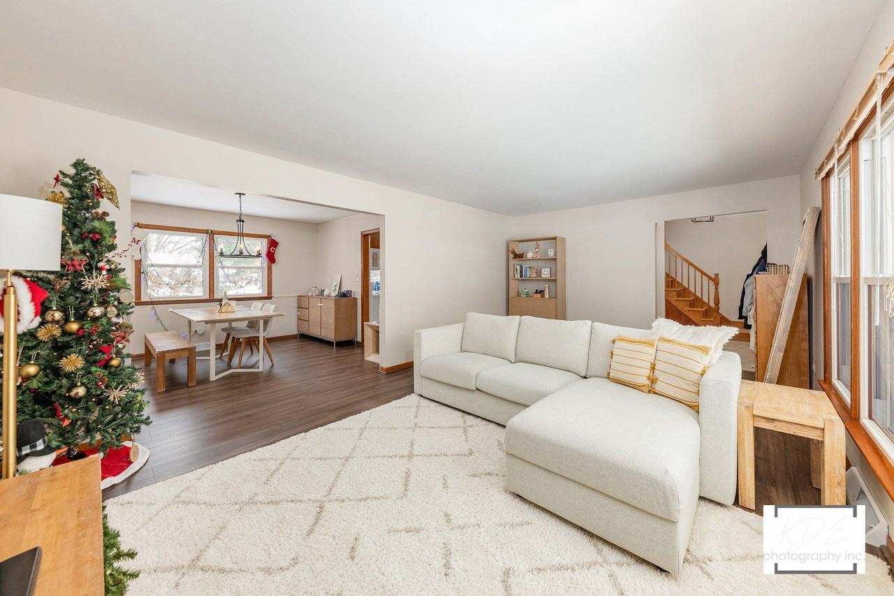 1236 Hercules Lane - Photo 5 of 41