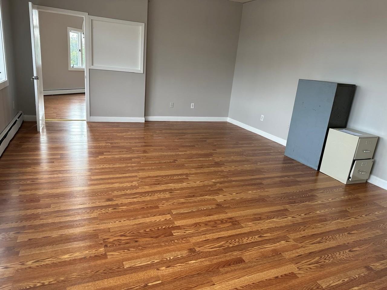 108 Winthrop Avenue - Photo 2 of 3