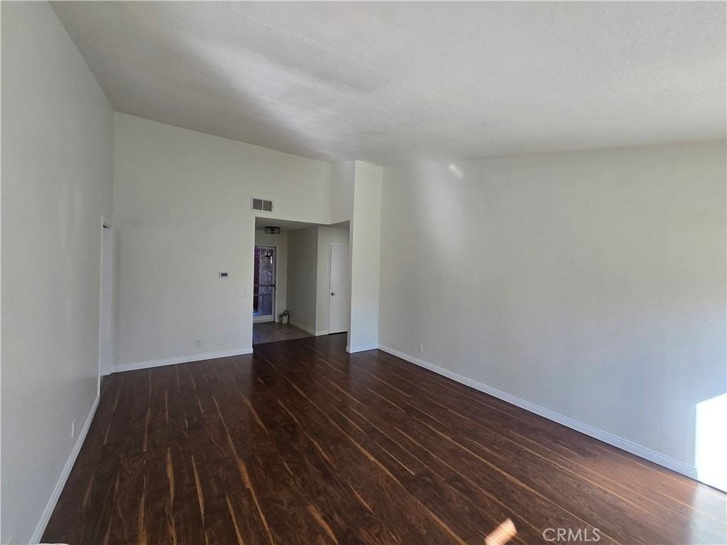 22622 Rockford Dr - Photo 7 of 21