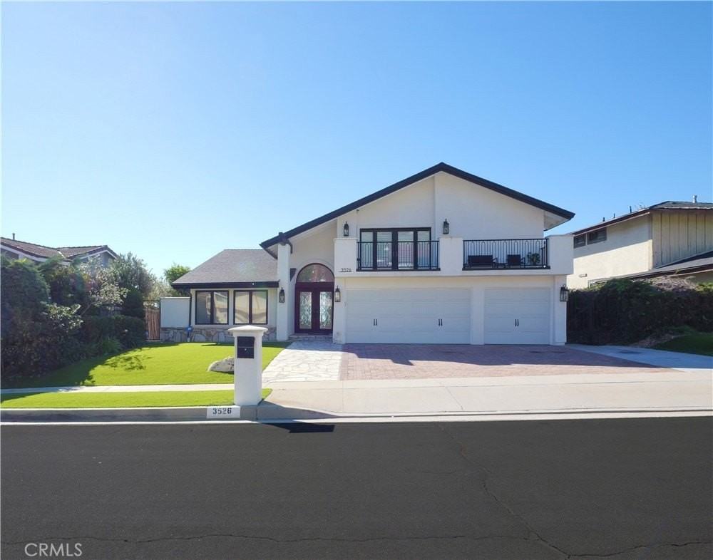 3526 Coolheights Drive - Photo 4 of 33