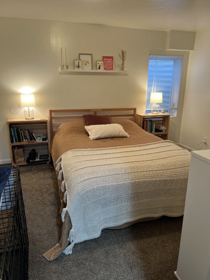 385 West Parkway Drive - Photo 2 of 12