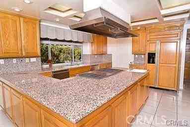 19652 Nashville St - Photo 7 of 15