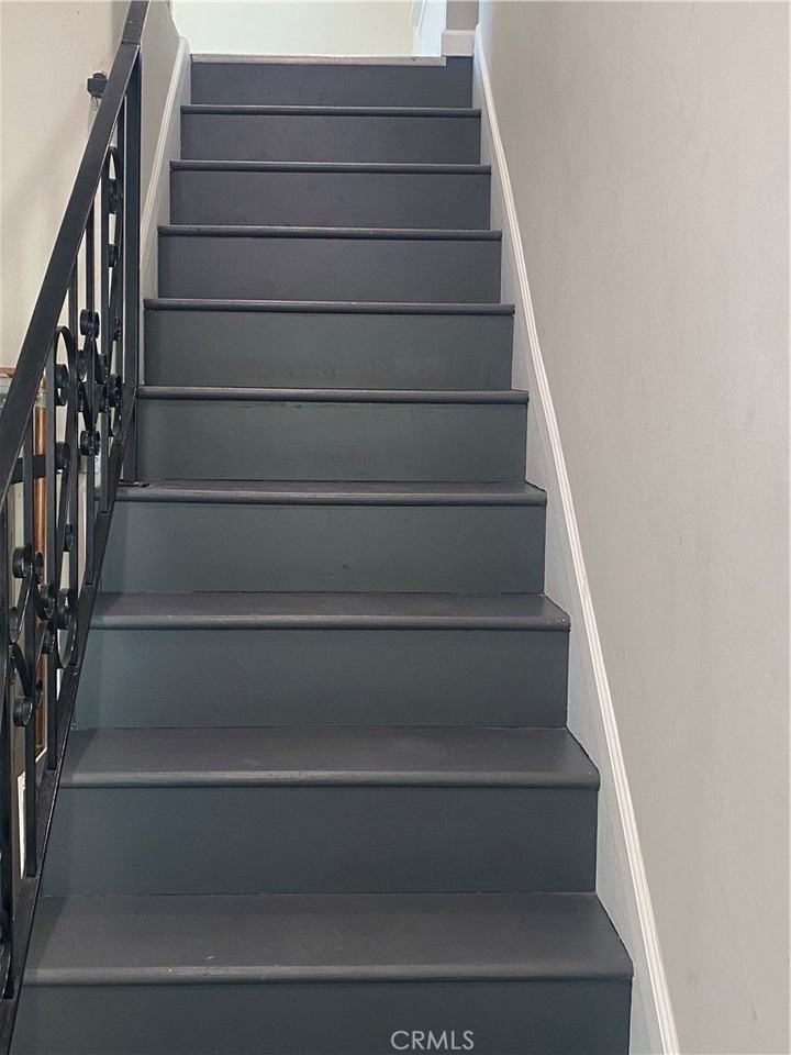 7252 Rubio Ave - Photo 5 of 18