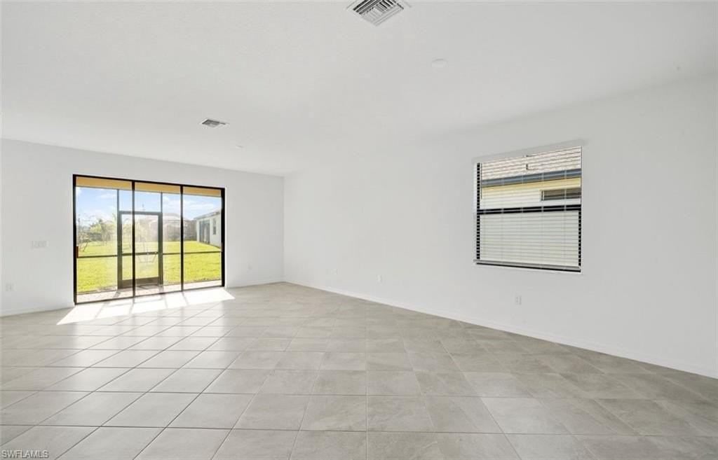 15059 Palamos Circle - Photo 4 of 16