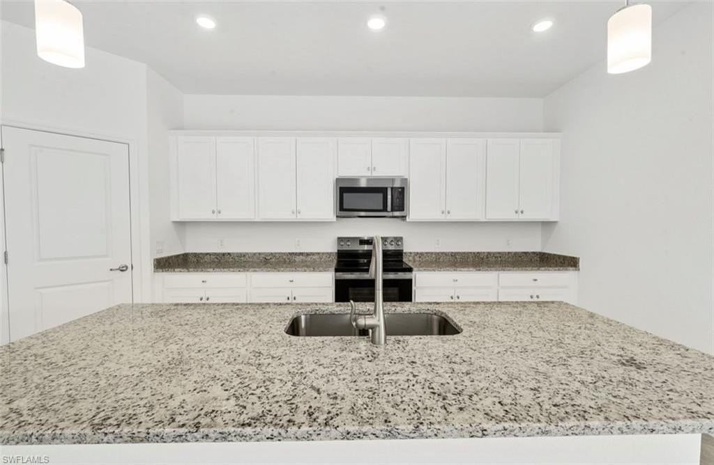 15059 Palamos Circle - Photo 7 of 16