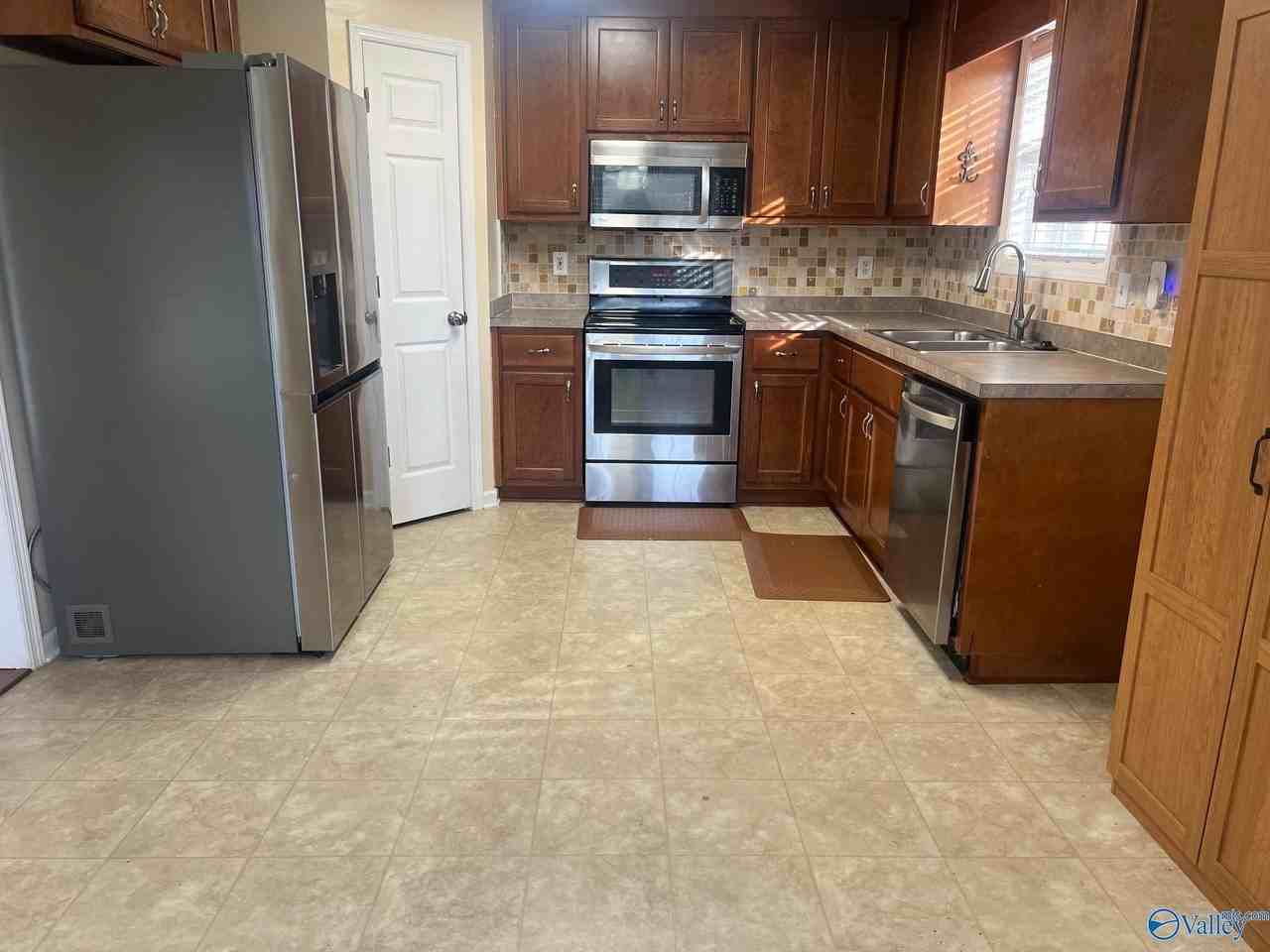 108 Ann Bradley Drive - Photo 5 of 17