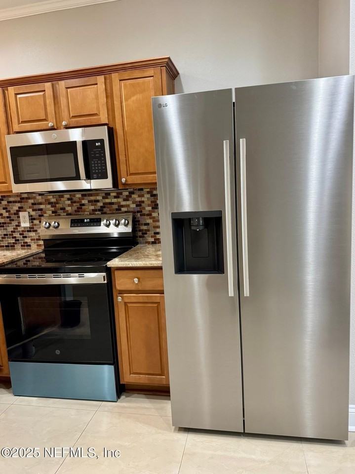 Summerlin Lane - Photo 7 of 26