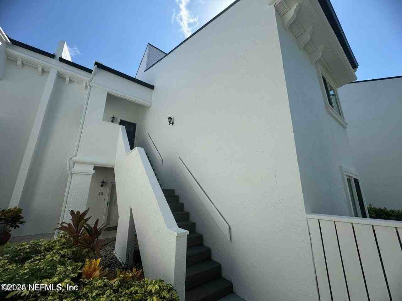 24 Tifton Way S - Photo 2 of 17