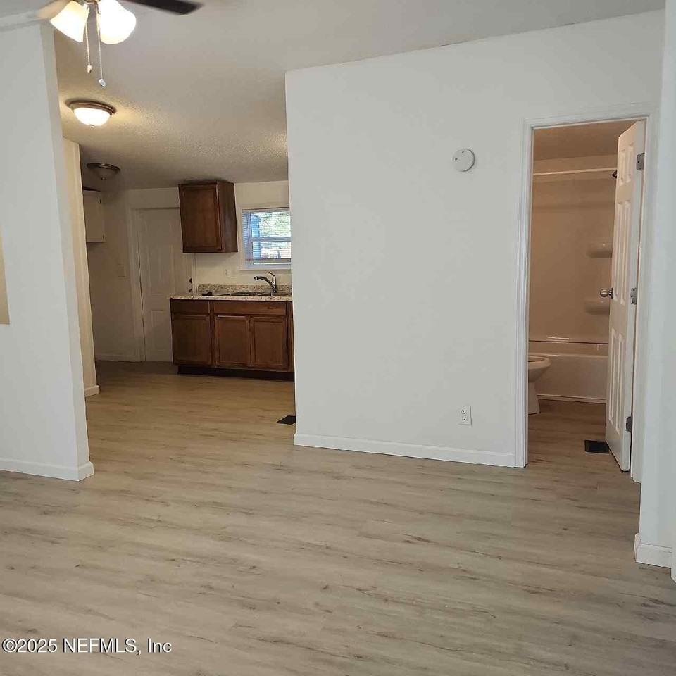 85008 Loretta Lane - Photo 3 of 30