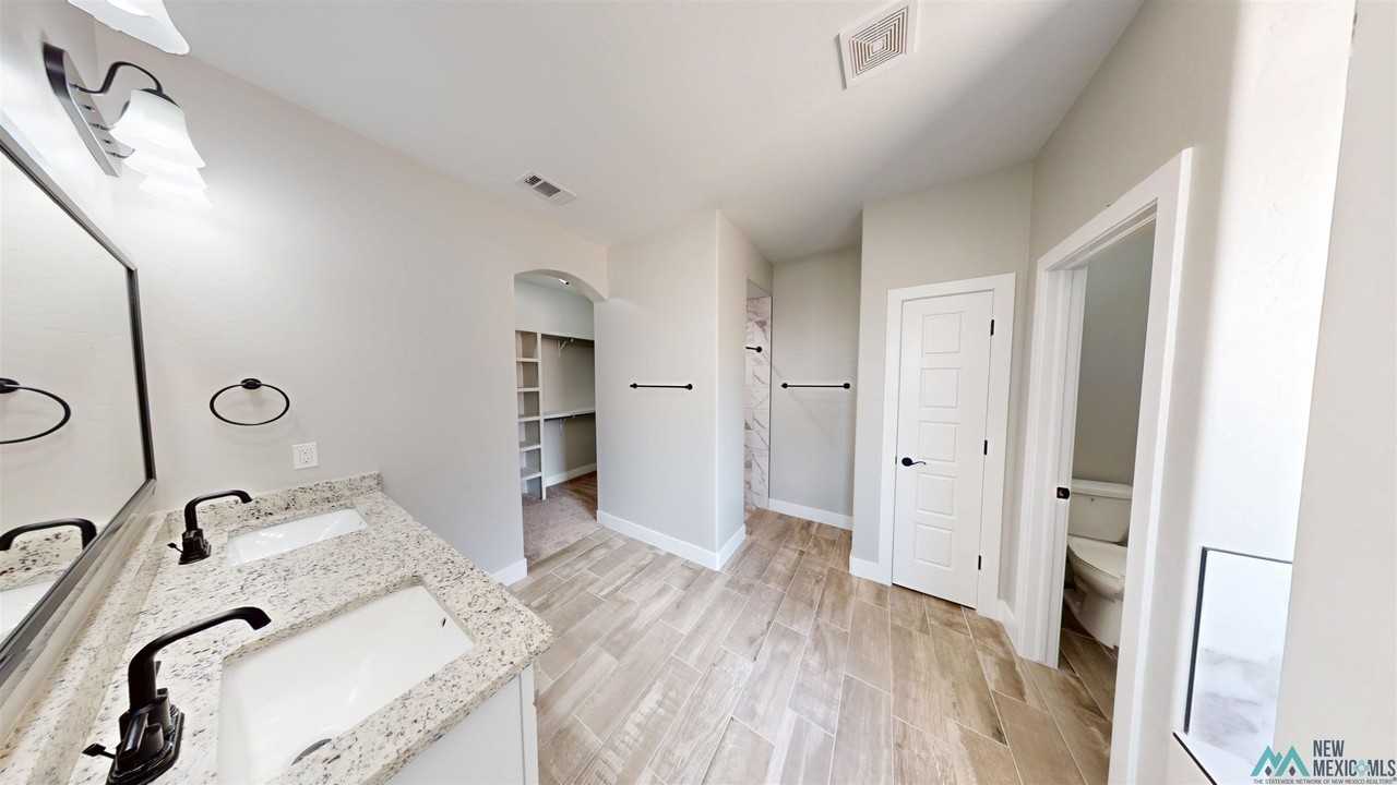 5109 West Grey Ghost Road - Photo 7 of 16