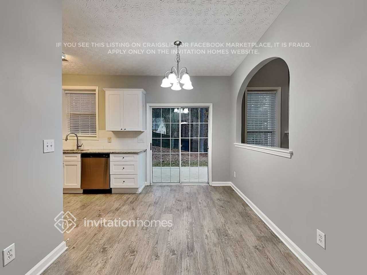 3110 Kirkwood Dr Nw - Photo 6 of 20