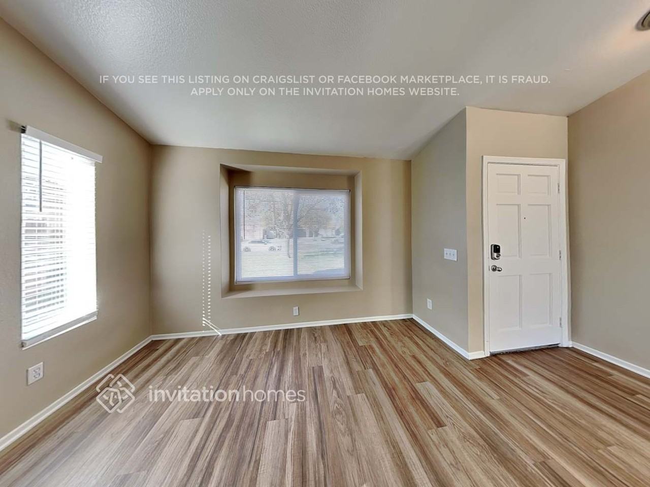 1474 Marymount Street - Photo 3 of 20