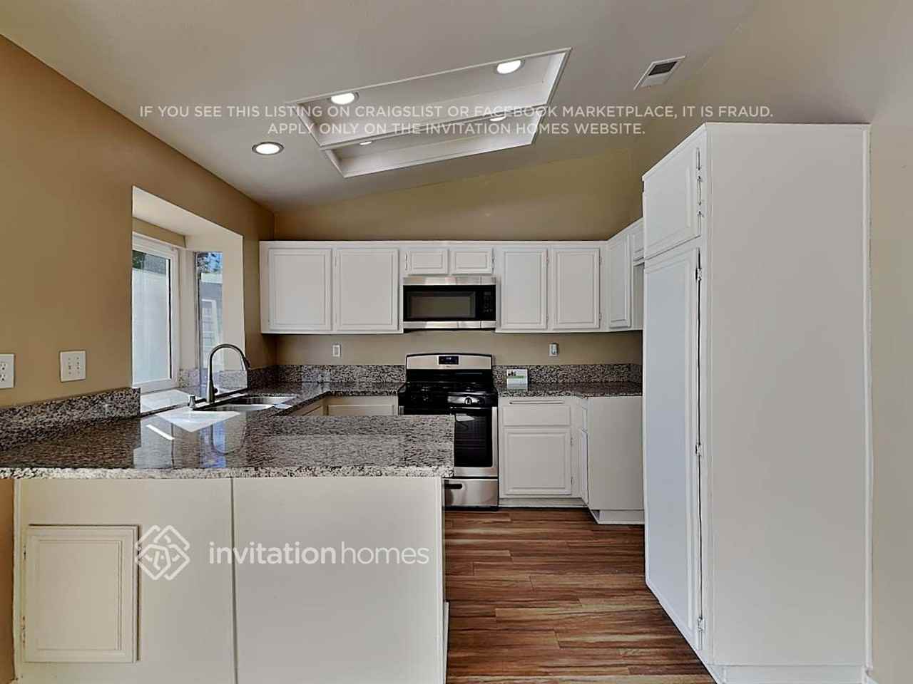 1474 Marymount St - Photo 7 of 20