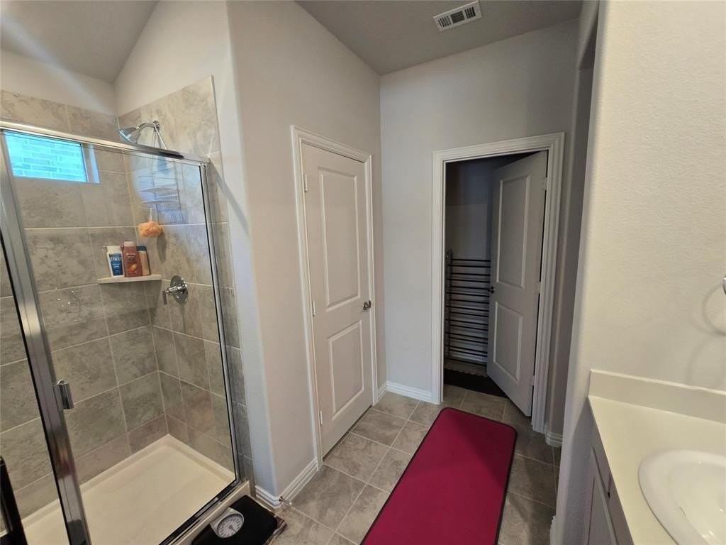 444 Ella Ln - Photo 6 of 40