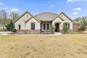 featured image of 251 Hlavek Road