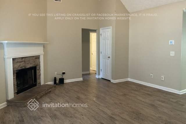 175 Dillion Drive - Photo 2 of 14