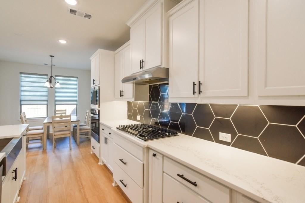 4290 Mill Pond Drive - Photo 4 of 30