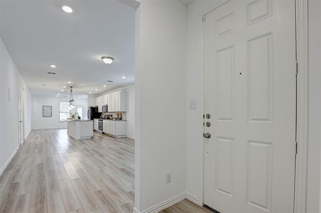 2305 Cobbler Street - Photo 3 of 28