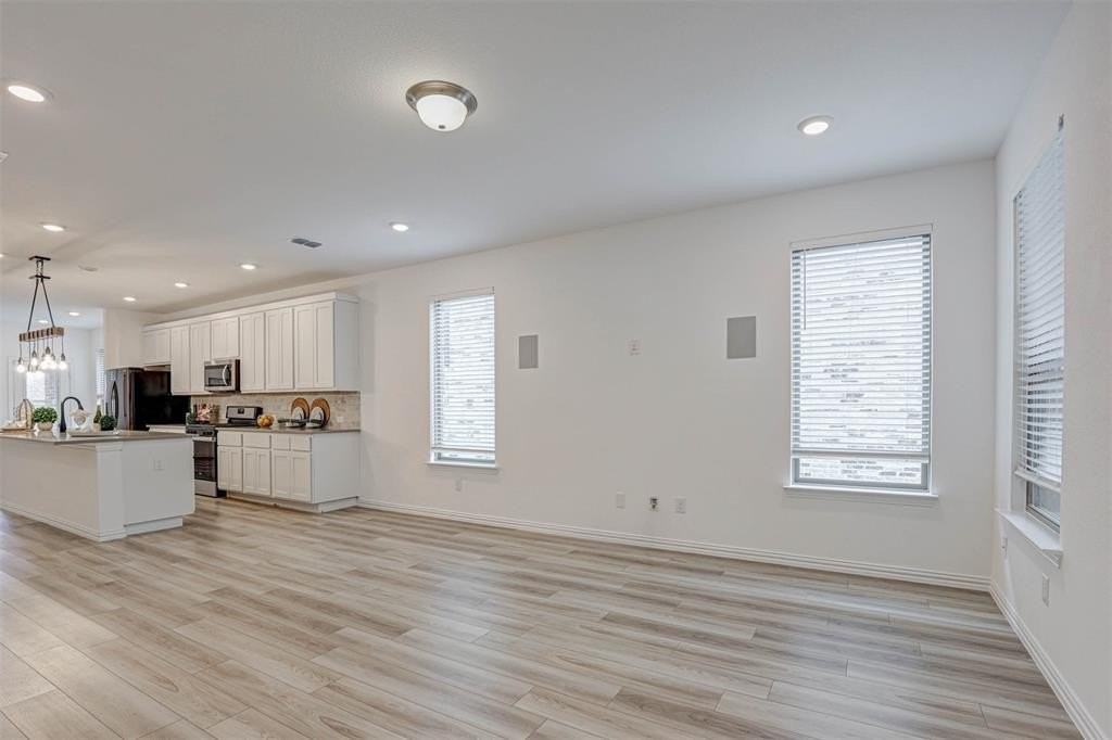 2305 Cobbler Street - Photo 4 of 28