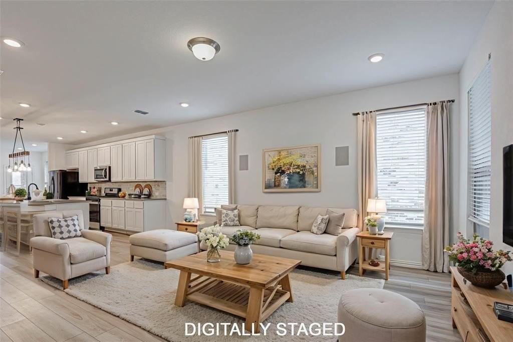 2305 Cobbler Street - Photo 5 of 28