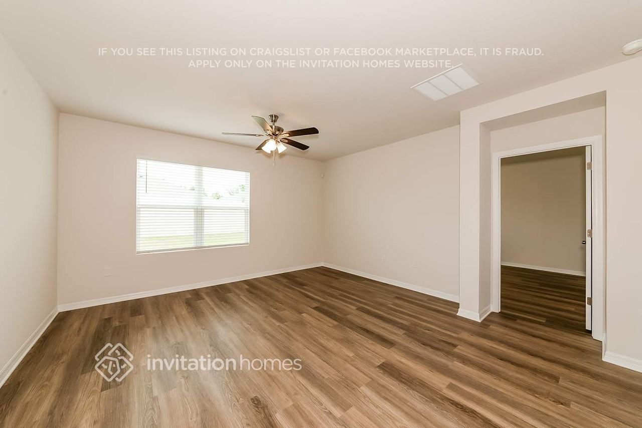 7997 Majestic Palms Ct - Photo 4 of 21