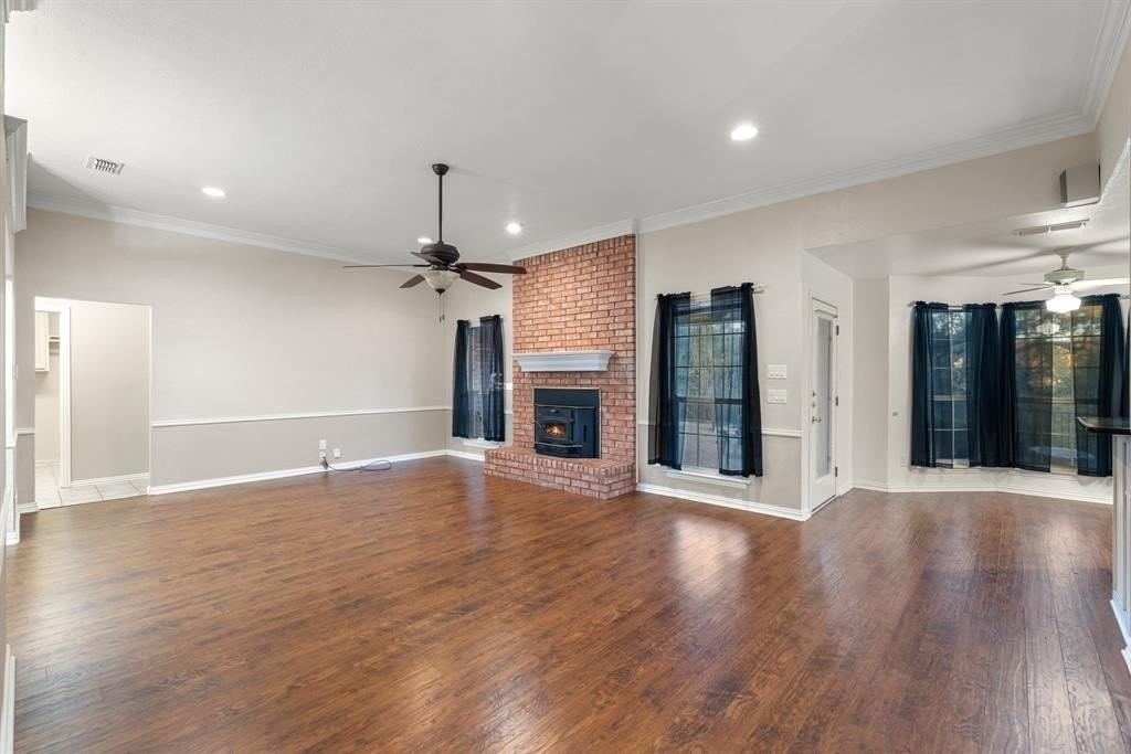 1418 Holley Creek Drive - Photo 6 of 30