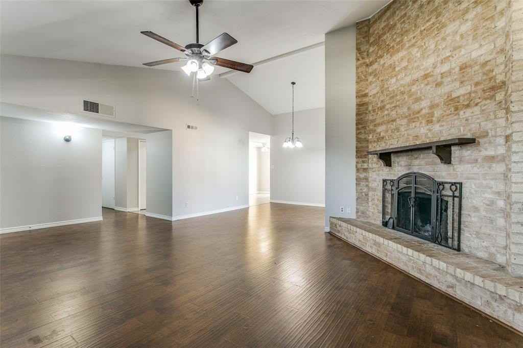 3929 Commonwealth Drive - Photo 7 of 26