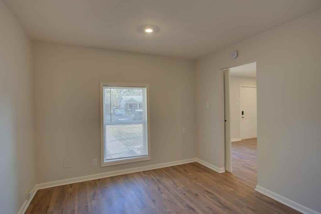 10421 Losa Drive - Photo 6 of 17