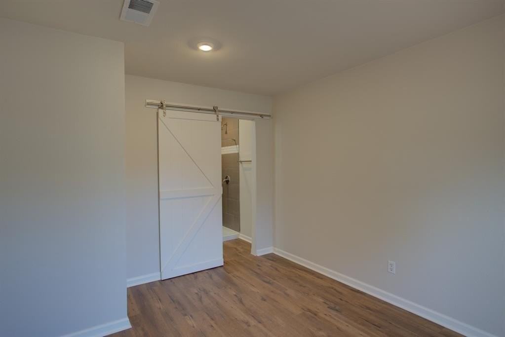 10421 Losa Drive - Photo 7 of 17