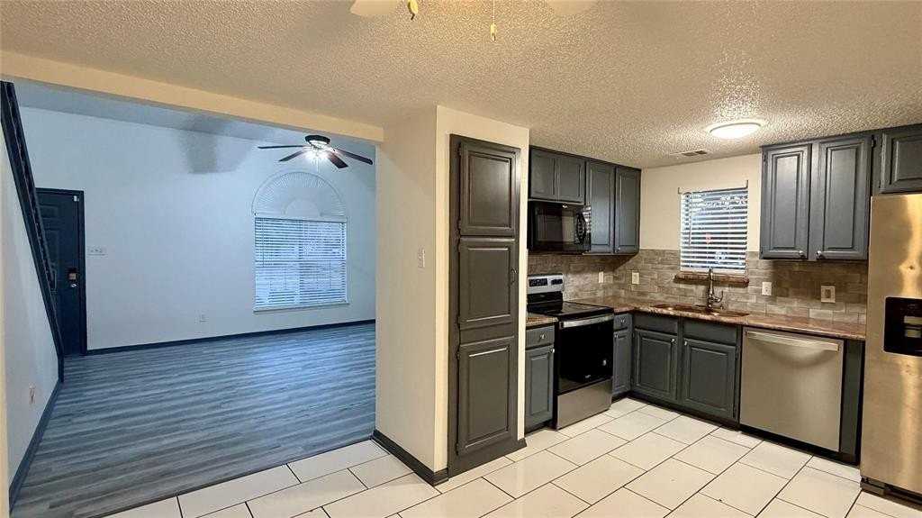 7101 Brookdale Ct - Photo 5 of 23