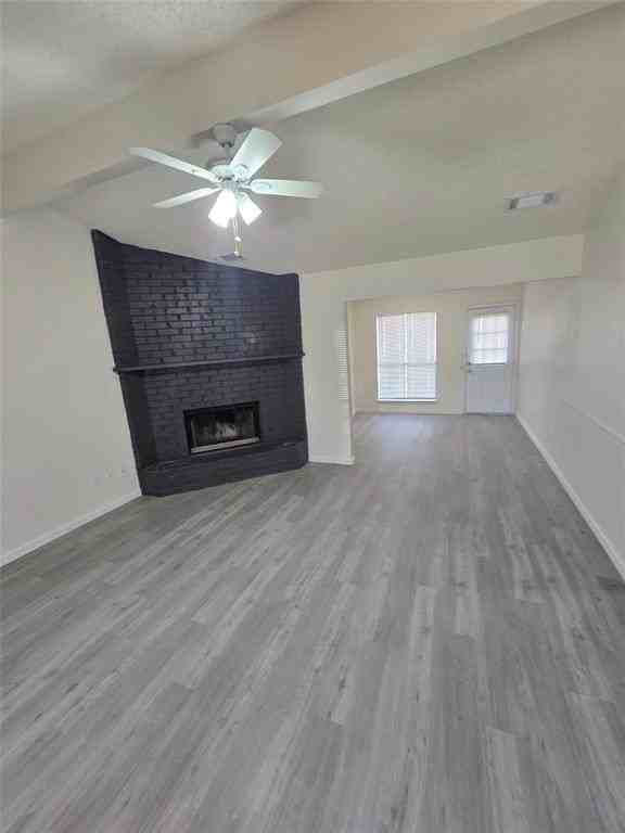 103 Mesa Moor Drive - Photo 2 of 11